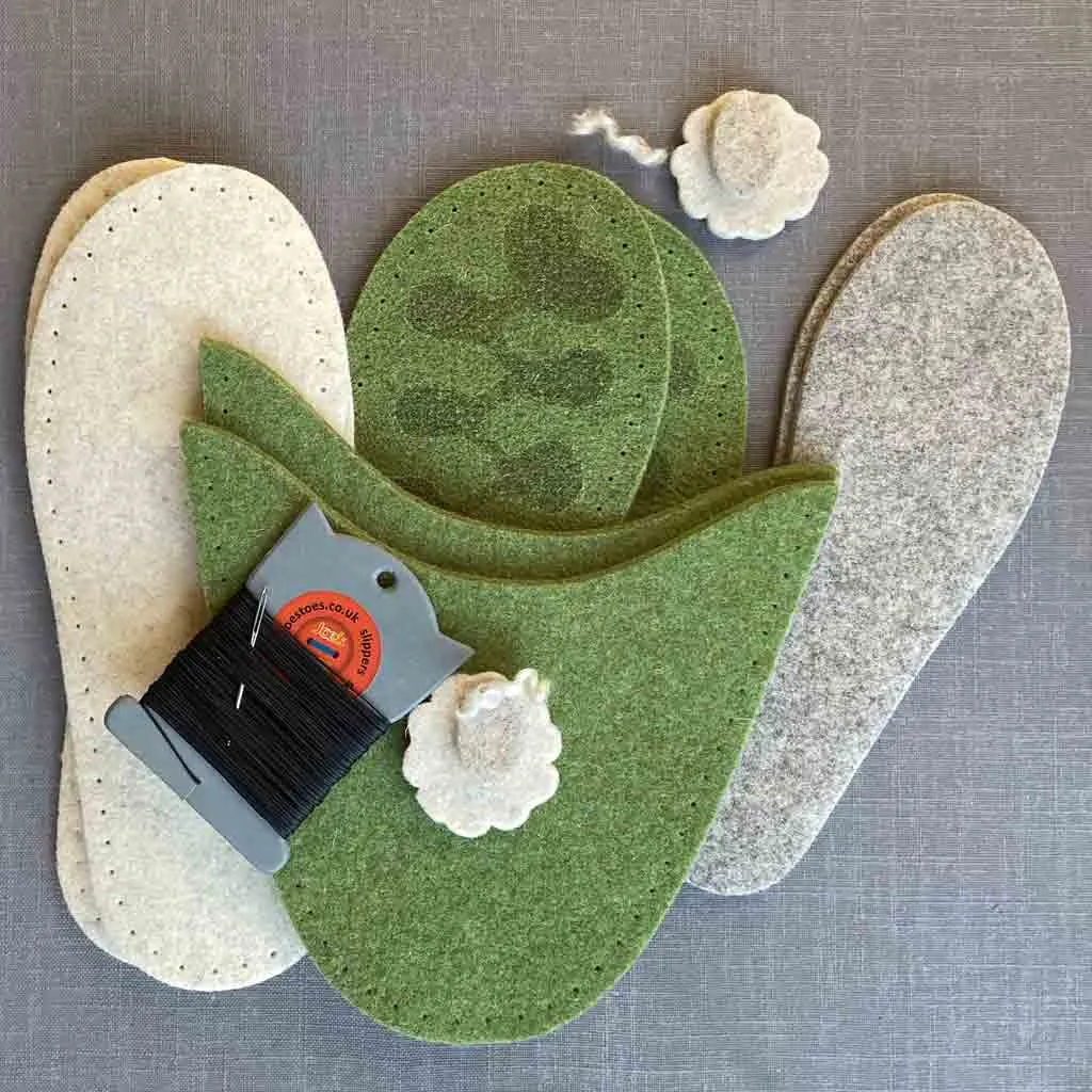 Sheepy Felt Slipper Kit