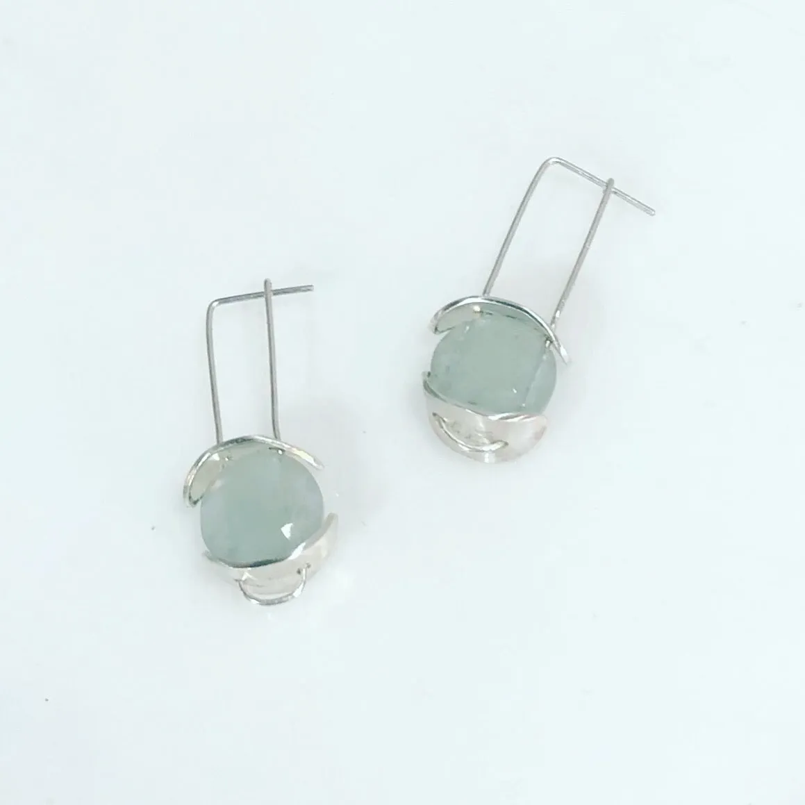 Slipper aquamarine earrings