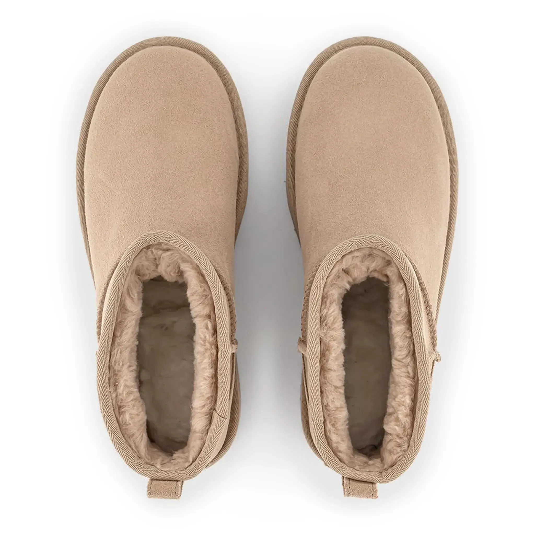 UGG Classic Ultra Mini Platform Sand (W)