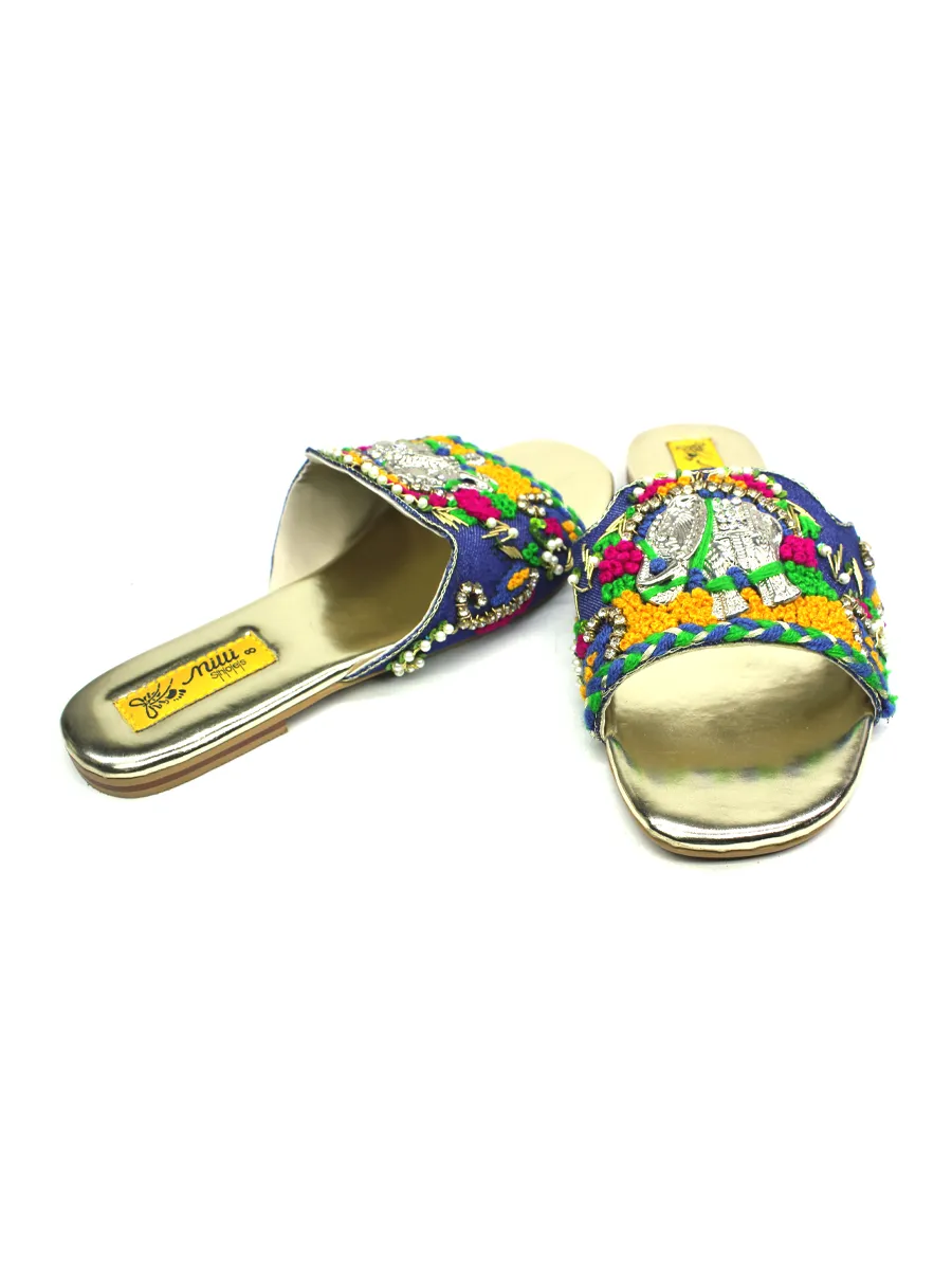 Women embellished slipper